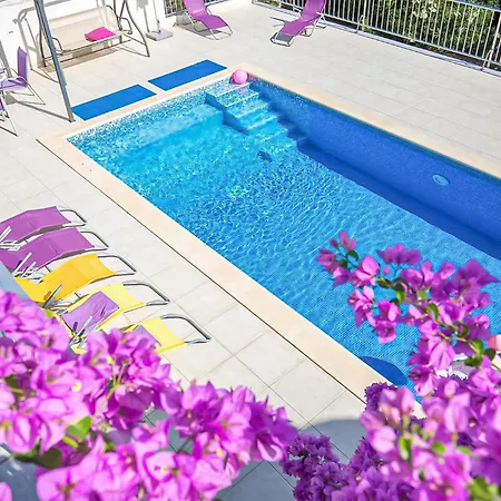 3 Bedroom Amazing In *